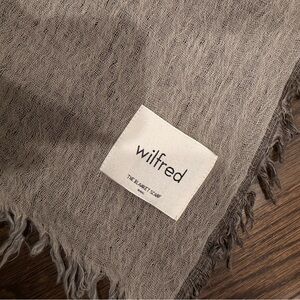 Wilfred Gray blanket Fringed Scarf
